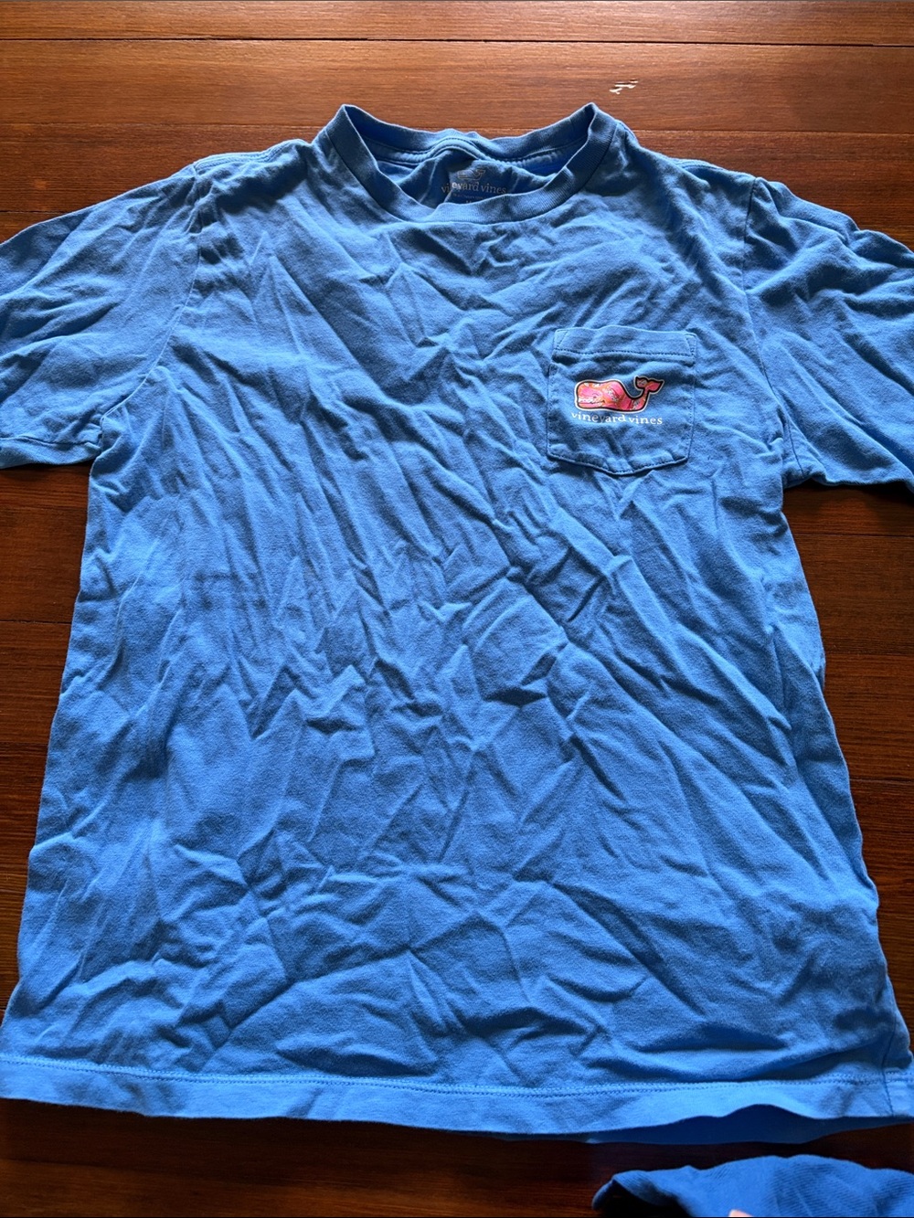 Vineyard Vines Short-Sleeve Pocket Tee in Bright Blue with Whale Logo